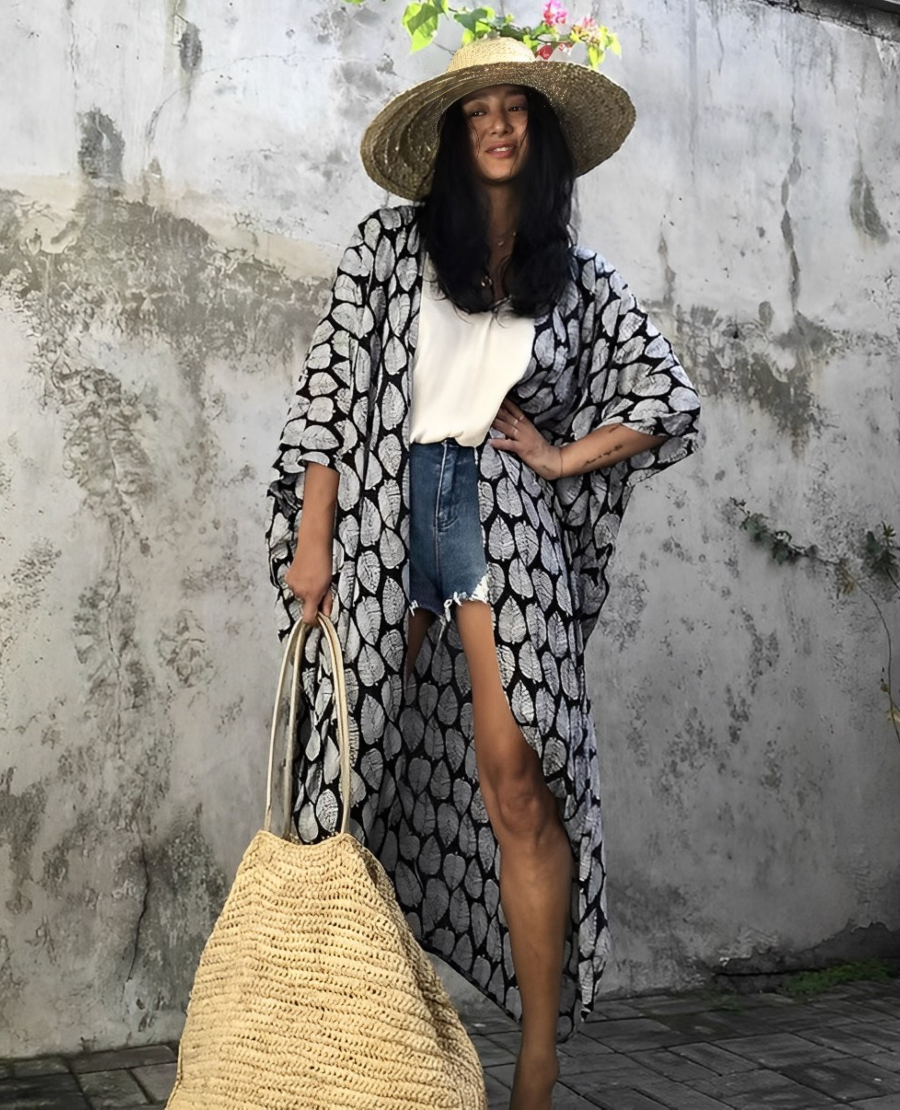 Hanami - Kimono voor op het Strand