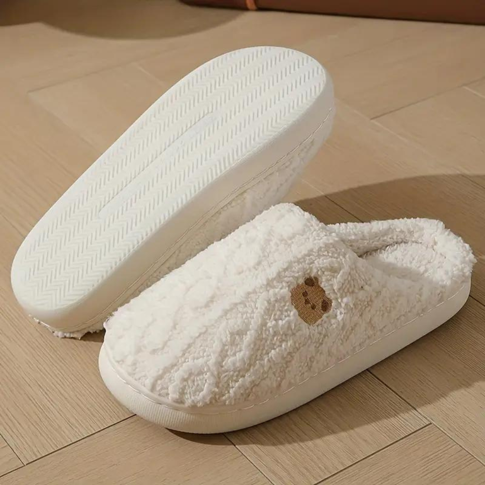 CozyPaw™ – Gebreide Pantoffels met Berenmotief