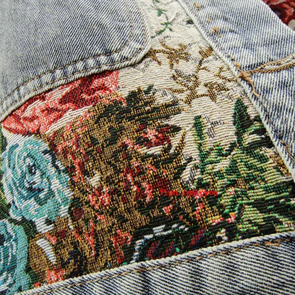 Marilyn
– Spijkerjas met bloemenmotieven