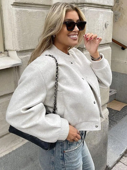 Amy - Chique Cropped Bomber