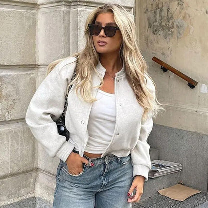 Amy - Chique Cropped Bomber